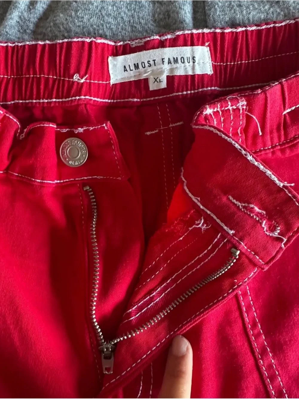 Almost Famous red Skater Cargo Pants (Size XL)